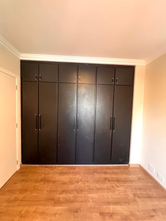 Imagem Imóvel com 4 Quartos à Venda, 234 m² em Brooklin Paulista - São Paulo Imagem Imóvel com 4 Quartos à Venda, 234 m² em Brooklin Paulista - São Paulo