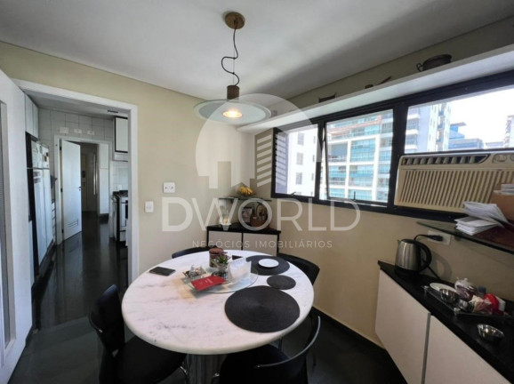 Imagem Imóvel com 4 Quartos à Venda, 220 m² em Itaim Bibi - São Paulo Imagem Imóvel com 4 Quartos à Venda, 220 m² em Itaim Bibi - São Paulo