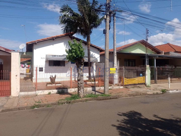 Imagem Casa com 2 Quartos à Venda, 330 m² em Vila Brasil - Pirassununga Imagem Casa com 2 Quartos à Venda, 330 m² em Vila Brasil - Pirassununga