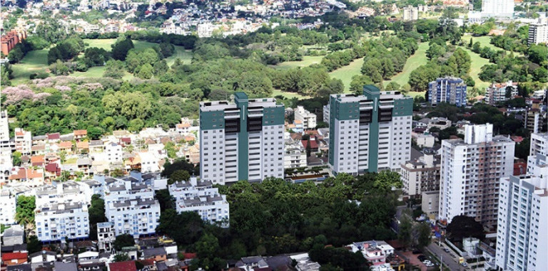 Imagem Imóvel com 2 Quartos à Venda,  em Passo Da Areia - Porto Alegre
