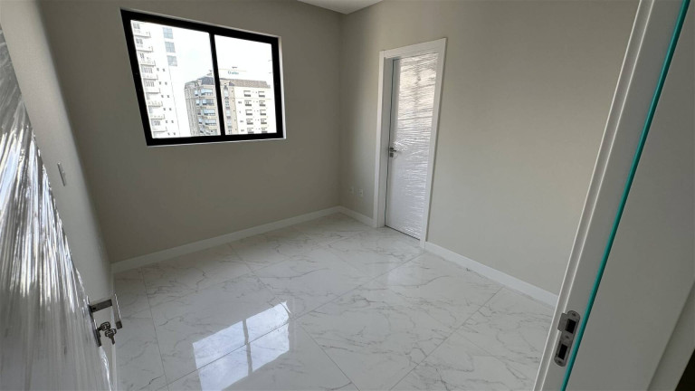 Imagem Apartamento com 3 Quartos à Venda, 100 m² em Meia Praia - Itapema Imagem Apartamento com 3 Quartos à Venda, 100 m² em Meia Praia - Itapema