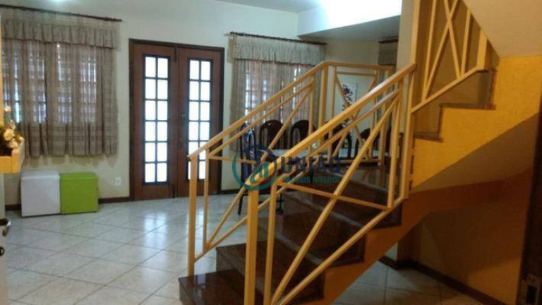 Imagem Casa com 4 Quartos à Venda, 320 m² em Itaipu - Niterói Imagem Casa com 4 Quartos à Venda, 320 m² em Itaipu - Niterói