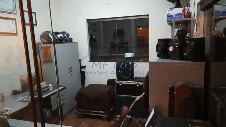 Imagem Casa com 1 Quarto à Venda, 330 m² em Residencial Vila Romana - Pirassununga Imagem Casa com 1 Quarto à Venda, 330 m² em Residencial Vila Romana - Pirassununga