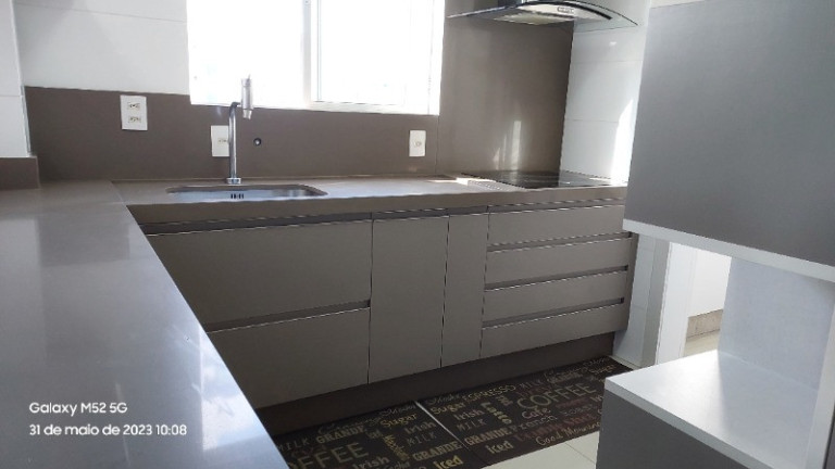 Imagem Apartamento com 3 Quartos à Venda, 130 m² em Centro - Balneário Camboriú Imagem Apartamento com 3 Quartos à Venda, 130 m² em Centro - Balneário Camboriú