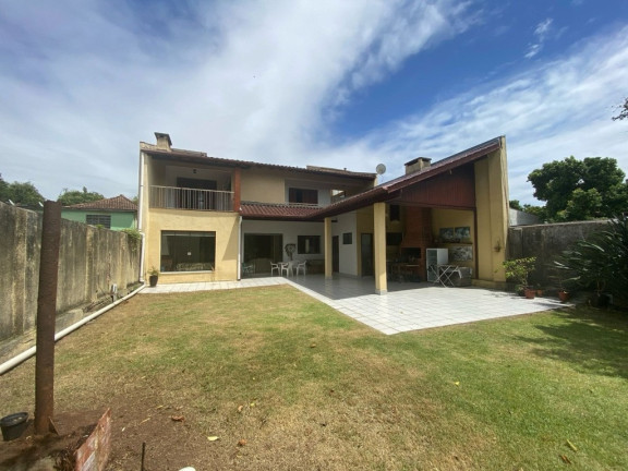 Casa com 3 Quartos à Venda,  em Jardim Do Salso - Porto Alegre