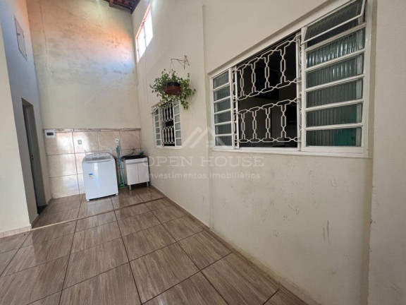 Imagem Casa com 3 Quartos à Venda, em Conjunto Habitacional Humberto Popolo - Botucatu Imagem Casa com 3 Quartos à Venda, em Conjunto Habitacional Humberto Popolo - Botucatu