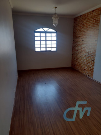 Imagem Sobrado com 3 Quartos à Venda, 500 m² em Vila Lavínia - Mogi Das Cruzes Imagem Sobrado com 3 Quartos à Venda, 500 m² em Vila Lavínia - Mogi Das Cruzes