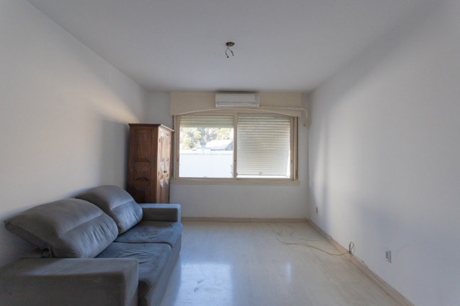 Imagem Apartamento com 2 Quartos à Venda,  em Petrópolis - Porto Alegre