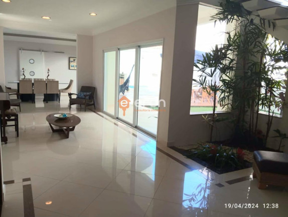 Imagem Casa com 4 Quartos à Venda, 450 m²