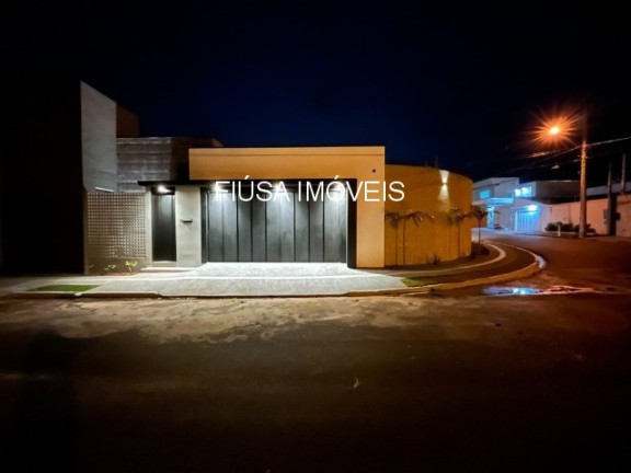 Imagem Casa com 3 Quartos à Venda,  em Aeroporto - Batatais