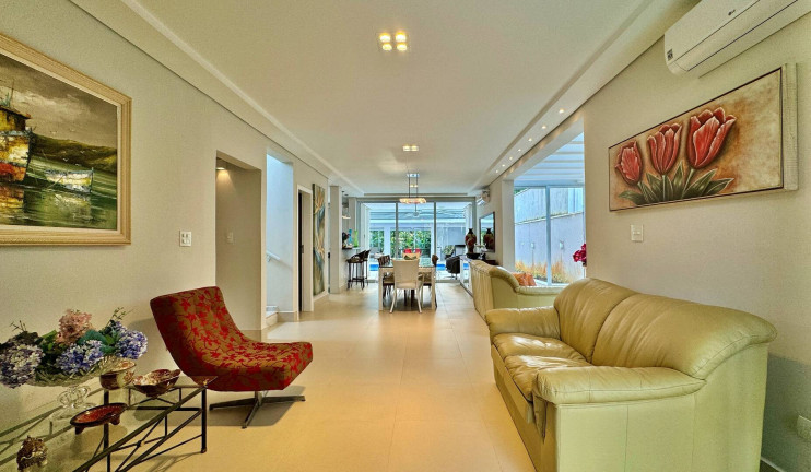 Imagem Casa com 5 Quartos à Venda, 257 m² em Riviera De São Lourenço - Bertioga Imagem Casa com 5 Quartos à Venda, 257 m² em Riviera De São Lourenço - Bertioga