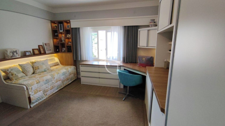 Imagem Apartamento com 3 Quartos à Venda, 206 m² em Atiradores - Joinville