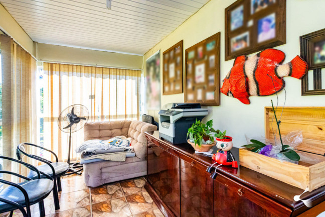 Imagem Casa com 5 Quartos à Venda, em Jardim Sabará - Porto Alegre Imagem Casa com 5 Quartos à Venda, em Jardim Sabará - Porto Alegre