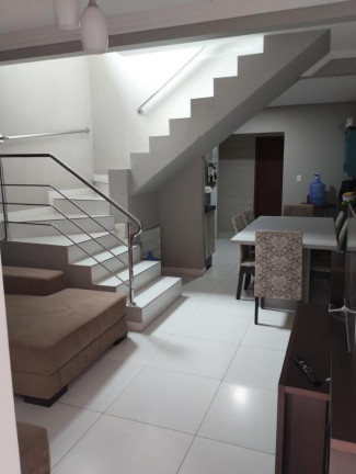 Imagem Sobrado com 3 Quartos à Venda, 75 m² em Santa Regina - Camboriú Imagem Sobrado com 3 Quartos à Venda, 75 m² em Santa Regina - Camboriú