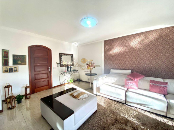 Imagem Casa com 3 Quartos à Venda, 250 m² em Várzea - Teresópolis Imagem Casa com 3 Quartos à Venda, 250 m² em Várzea - Teresópolis