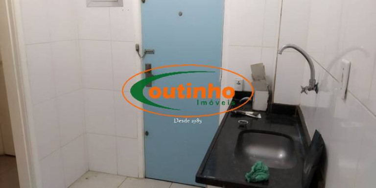 Imagem Apartamento com 2 Quartos à Venda, 62 m² em Tijuca - Rio De Janeiro Imagem Apartamento com 2 Quartos à Venda, 62 m² em Tijuca - Rio De Janeiro