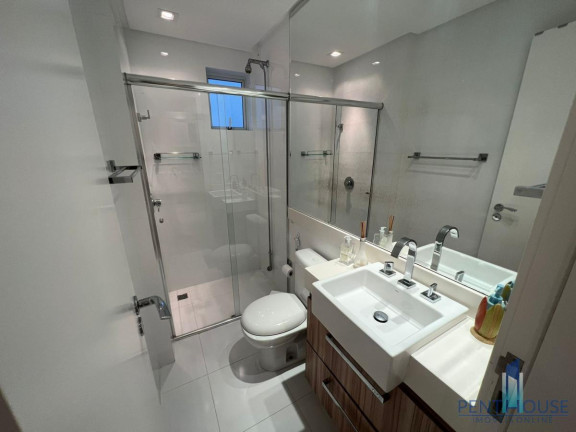 Imagem Apartamento com 3 Quartos à Venda, 130 m² em Pioneiros - Balneário Camboriú Imagem Apartamento com 3 Quartos à Venda, 130 m² em Pioneiros - Balneário Camboriú