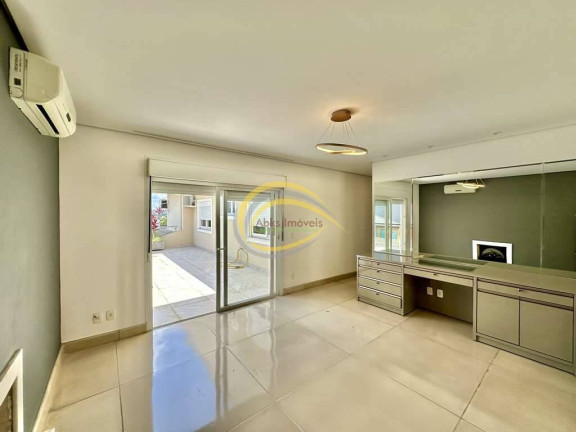 Imagem Casa com 4 Quartos à Venda, 358 m² em Golf Village - Carapicuíba Imagem Casa com 4 Quartos à Venda, 358 m² em Golf Village - Carapicuíba
