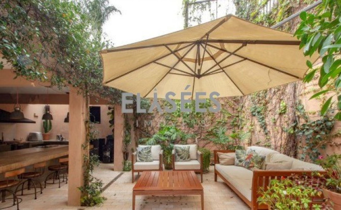 Casa com 3 Quartos à Venda, 587 m² em Jardim Guedala - São Paulo