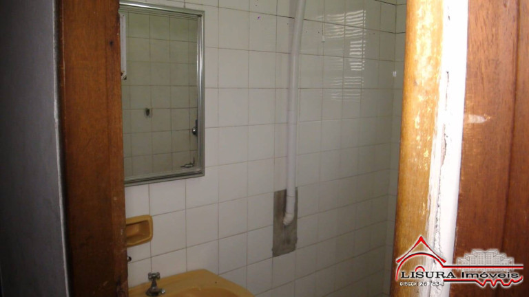 Imagem Casa com 7 Quartos à Venda, 263 m² em Centro - Jacareí Imagem Casa com 7 Quartos à Venda, 263 m² em Centro - Jacareí