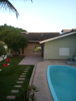 Imagem Casa com 3 Quartos à Venda, 360 m²