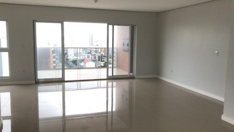Imagem Apartamento com 3 Quartos à Venda, 150 m² em Centro - Chapecó Imagem Apartamento com 3 Quartos à Venda, 150 m² em Centro - Chapecó