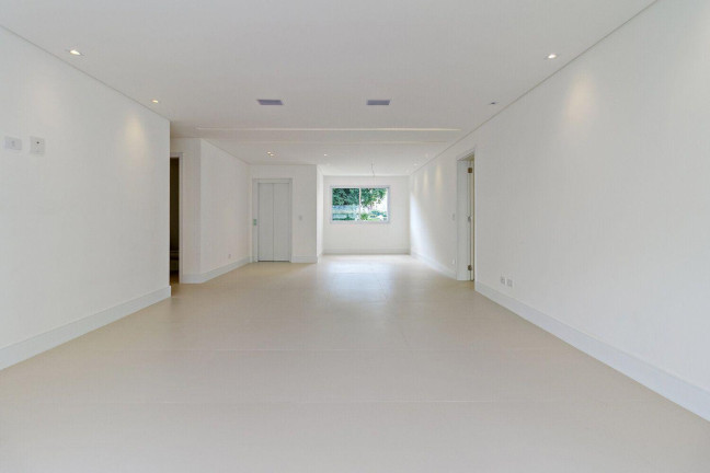 Imagem Apartamento com 3 Quartos para Alugar, 158 m² em água Verde - Curitiba Imagem Apartamento com 3 Quartos para Alugar, 158 m² em água Verde - Curitiba