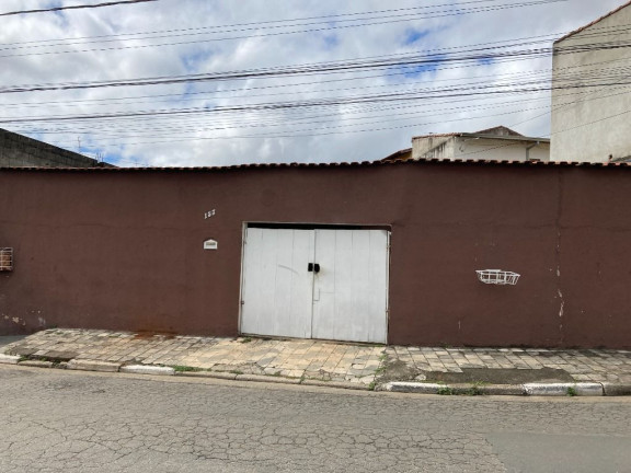 Casa com 4 Quartos à Venda ou Locação, 224 m² em Parque Santa Rosa - Suzano