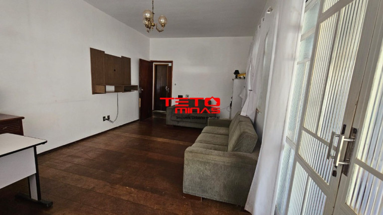 Imagem Casa com 4 Quartos à Venda, 298 m² em Bairro Nossa Senhora De Fátima - São Lourenço