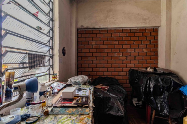 Imagem Casa com 4 Quartos à Venda, 250 m² em São João - Porto Alegre Imagem Casa com 4 Quartos à Venda, 250 m² em São João - Porto Alegre