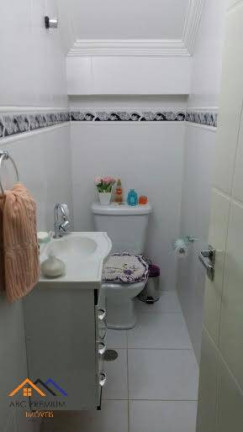 Imagem Sobrado com 5 Quartos à Venda, em Vila Floresta - Santo André Imagem Sobrado com 5 Quartos à Venda, em Vila Floresta - Santo André