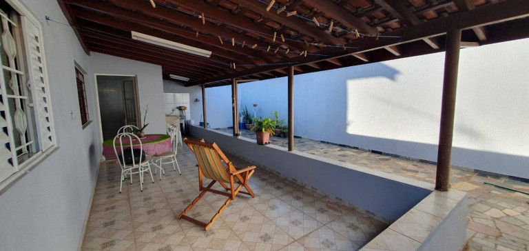 Imagem Casa com 2 Quartos à Venda, 220 m² em Jardim Do Lago - Limeira Imagem Casa com 2 Quartos à Venda, 220 m² em Jardim Do Lago - Limeira