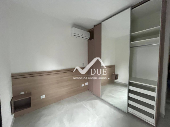 Imagem Casa com 3 Quartos à Venda, 123 m² em Boqueirão - Santos