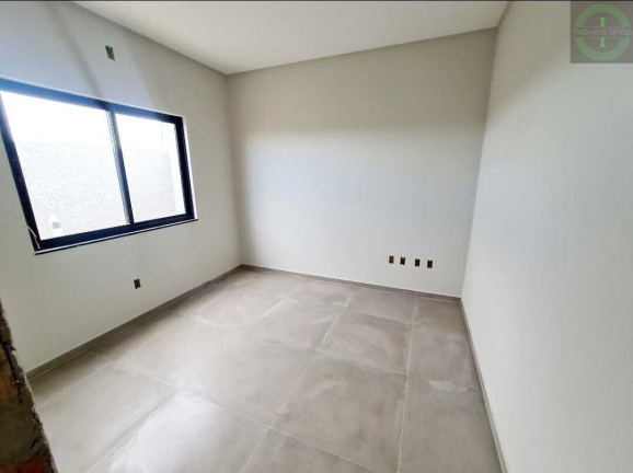 Imagem Casa com 3 Quartos à Venda, em Uvaranas - Ponta Grossa Imagem Casa com 3 Quartos à Venda, em Uvaranas - Ponta Grossa
