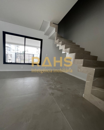 Imagem Casa com 3 Quartos à Venda, 150 m² em América - Joinville Imagem Casa com 3 Quartos à Venda, 150 m² em América - Joinville