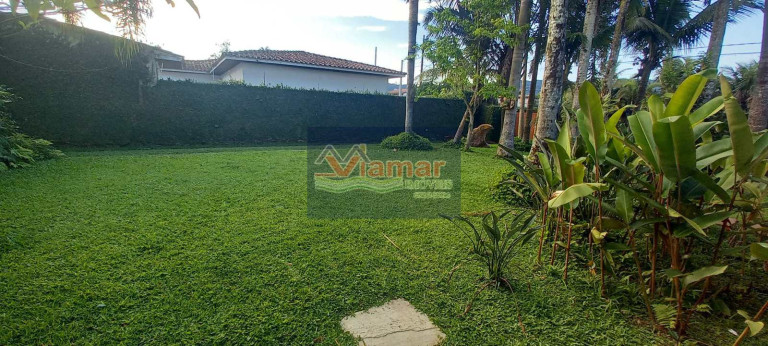Imagem Casa com 4 Quartos à Venda, 300 m² em Jardim Virgínia - Guarujá Imagem Casa com 4 Quartos à Venda, 300 m² em Jardim Virgínia - Guarujá