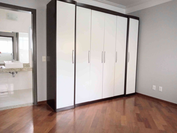 Imagem Casa com 4 Quartos à Venda, 450 m² em Lagos - Mogi Das Cruzes Imagem Casa com 4 Quartos à Venda, 450 m² em Lagos - Mogi Das Cruzes