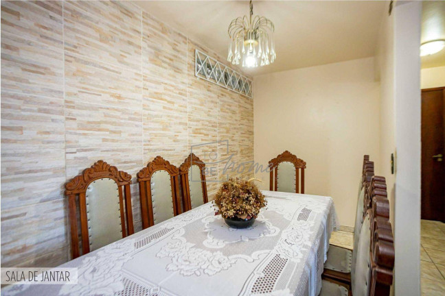 Imagem Sobrado com 3 Quartos à Venda, 120 m² em Xaxim - Curitiba Imagem Sobrado com 3 Quartos à Venda, 120 m² em Xaxim - Curitiba