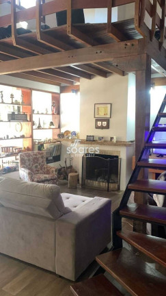 Imagem Sobrado com 3 Quartos à Venda, 247 m² em Areal - Pelotas
