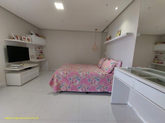 Imagem Imóvel com 3 Quartos à Venda, 240 m² em Pituba - Salvador Imagem Imóvel com 3 Quartos à Venda, 240 m² em Pituba - Salvador