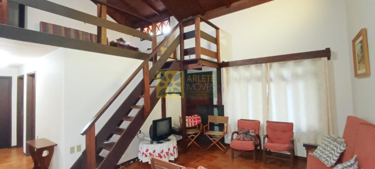 Imagem Casa com 3 Quartos à Venda, 180 m² em José Amândio - Bombinhas Imagem Casa com 3 Quartos à Venda, 180 m² em José Amândio - Bombinhas