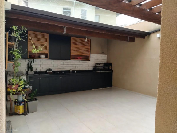 Imagem Casa à Venda, em Jardim Petrópolis - Cotia Imagem Casa à Venda, em Jardim Petrópolis - Cotia