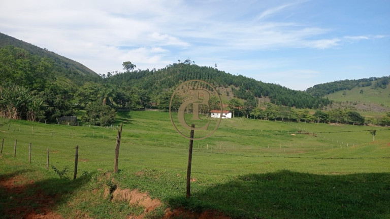 Imagem Fazenda para Alugar, 100 m² em Serrote - Santa Branca Imagem Fazenda para Alugar, 100 m² em Serrote - Santa Branca