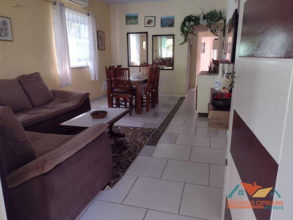 Imagem Casa com 6 Quartos à Venda, 317 m² em Centro - Caraguatatuba
