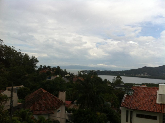 Imagem Casa com 6 Quartos à Venda, 493 m² em João Paulo - Florianópolis Imagem Casa com 6 Quartos à Venda, 493 m² em João Paulo - Florianópolis