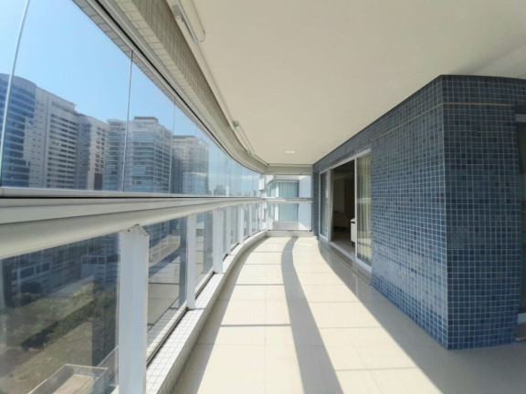 Imagem Apartamento com 4 Quartos à Venda, 255 m² em Aparecida - Santos