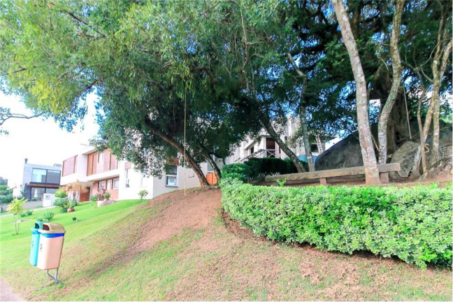 Imagem Casa com 4 Quartos à Venda,  em Vila Nova - Porto Alegre