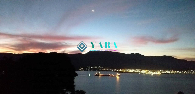 Imagem Casa com 3 Quartos à Venda, 900 m² em Piuva - Ilhabela