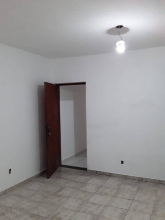 Imagem Casa com 2 Quartos à Venda, 126 m² em Taboão - São Bernardo Do Campo
