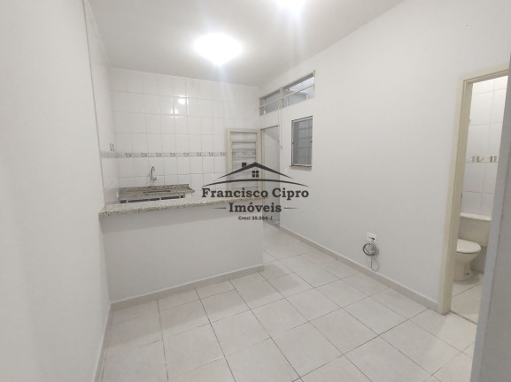 Imagem Kitnet com 6 Quartos à Venda, 210 m² em Vila Eliana Maria - Vila Molica - Guaratinguetá Imagem Kitnet com 6 Quartos à Venda, 210 m² em Vila Eliana Maria - Vila Molica - Guaratinguetá